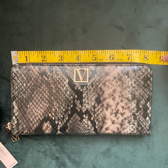Victoria’s Secret snakeskin backpack & wallet set - Picture 16 of 16